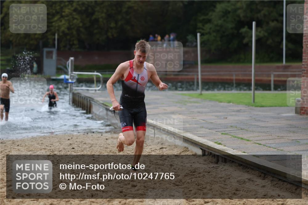 13.09.2026 - Stadtparktriathlon Mo-Foto http://msf.ph/oto/10247765 13.09.2026 13:09:50 Schwimmen 1435, 1437, 1453, 1460, 1461, 1464 meine-sportfotos.de