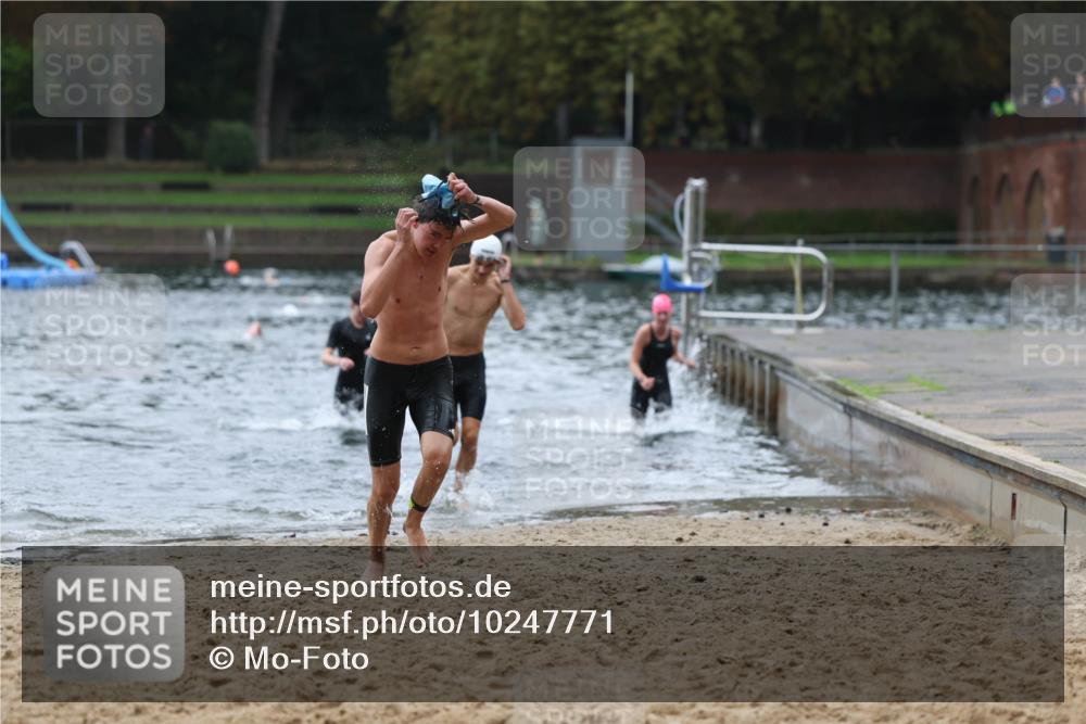 13.09.2026 - Stadtparktriathlon Mo-Foto http://msf.ph/oto/10247771 13.09.2026 13:09:51 Schwimmen 1435, 1437, 1453, 1460, 1461, 1464 meine-sportfotos.de