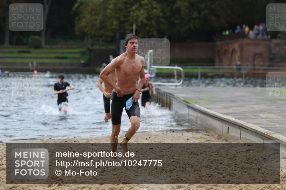 13.09.2026 - Stadtparktriathlon Mo-Foto http://msf.ph/oto/10247775 13.09.2026 13:09:52 Schwimmen 1435, 1437, 1453, 1461, 1464 meine-sportfotos.de