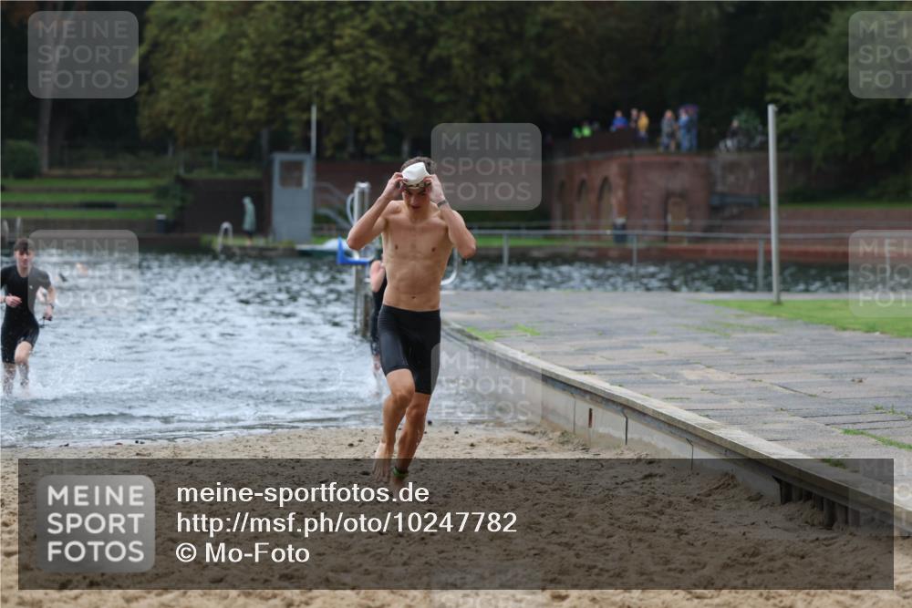 13.09.2026 - Stadtparktriathlon Mo-Foto http://msf.ph/oto/10247782 13.09.2026 13:09:54 Schwimmen 1435, 1437, 1453, 1461, 1464 meine-sportfotos.de
