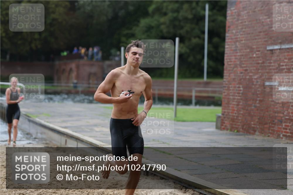 13.09.2026 - Stadtparktriathlon Mo-Foto http://msf.ph/oto/10247790 13.09.2026 13:09:55 Schwimmen 1435, 1437, 1453, 1464 meine-sportfotos.de