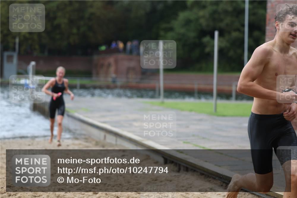 13.09.2026 - Stadtparktriathlon Mo-Foto http://msf.ph/oto/10247794 13.09.2026 13:09:56 Schwimmen 1435, 1437, 1453, 1464 meine-sportfotos.de