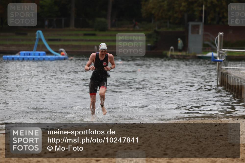 13.09.2026 - Stadtparktriathlon Mo-Foto http://msf.ph/oto/10247841 13.09.2026 13:10:12 Schwimmen 1466 meine-sportfotos.de