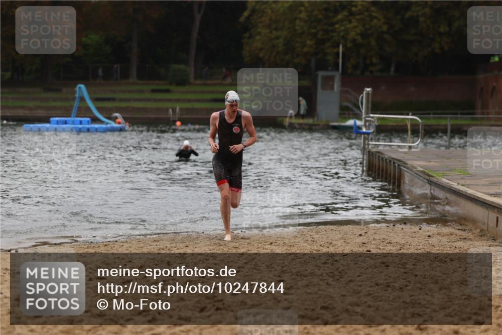 13.09.2026 - Stadtparktriathlon Mo-Foto http://msf.ph/oto/10247844 13.09.2026 13:10:13 Schwimmen 1466 meine-sportfotos.de