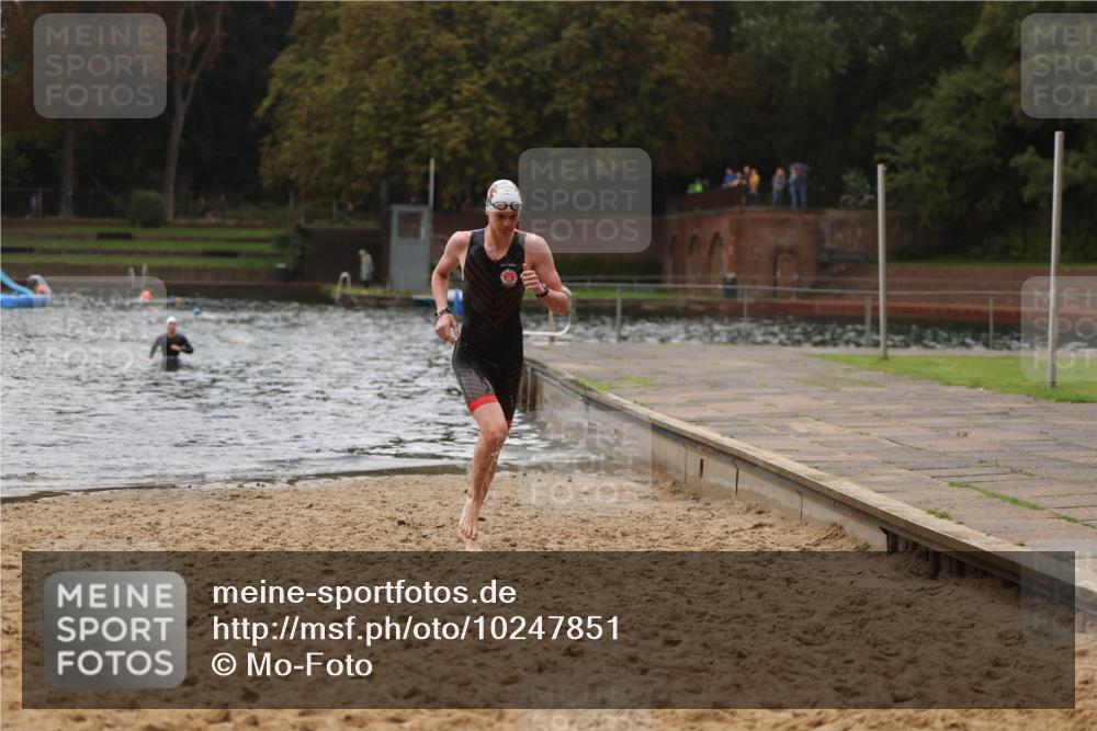 13.09.2026 - Stadtparktriathlon Mo-Foto http://msf.ph/oto/10247851 13.09.2026 13:10:14 Schwimmen 1466 meine-sportfotos.de