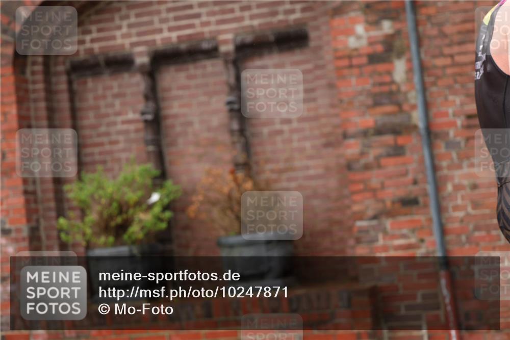 13.09.2026 - Stadtparktriathlon Mo-Foto http://msf.ph/oto/10247871 13.09.2026 13:10:18 Schwimmen 1466, 1476 meine-sportfotos.de