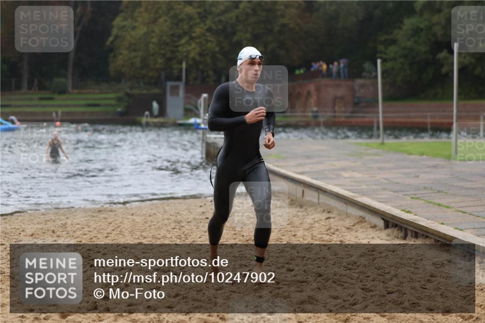 13.09.2026 - Stadtparktriathlon Mo-Foto http://msf.ph/oto/10247902 13.09.2026 13:10:32 Schwimmen 1452, 1476 meine-sportfotos.de