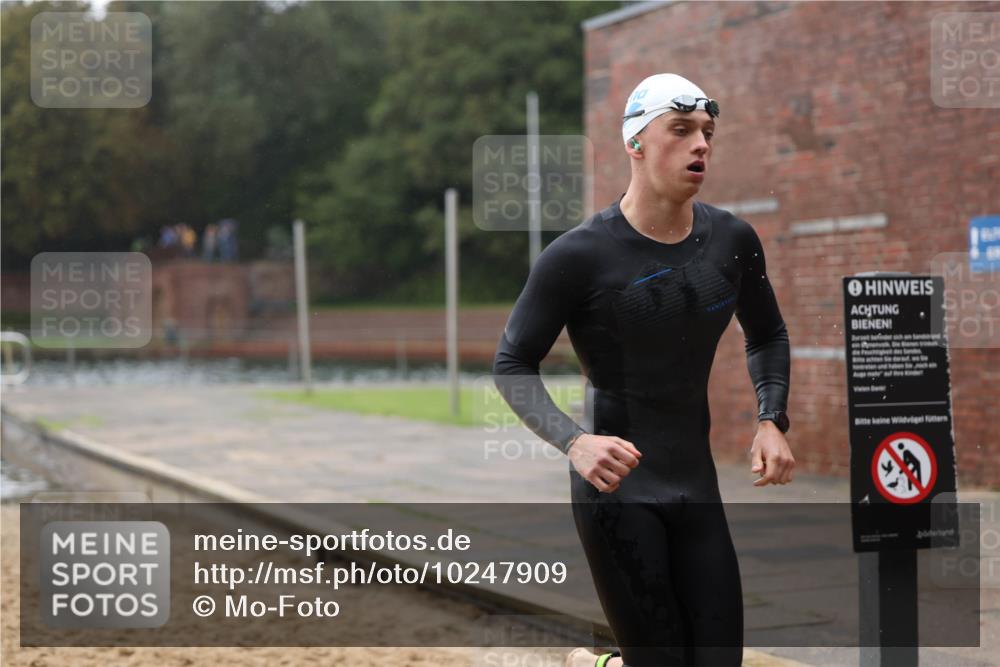 13.09.2026 - Stadtparktriathlon Mo-Foto http://msf.ph/oto/10247909 13.09.2026 13:10:33 Schwimmen 1452, 1476 meine-sportfotos.de