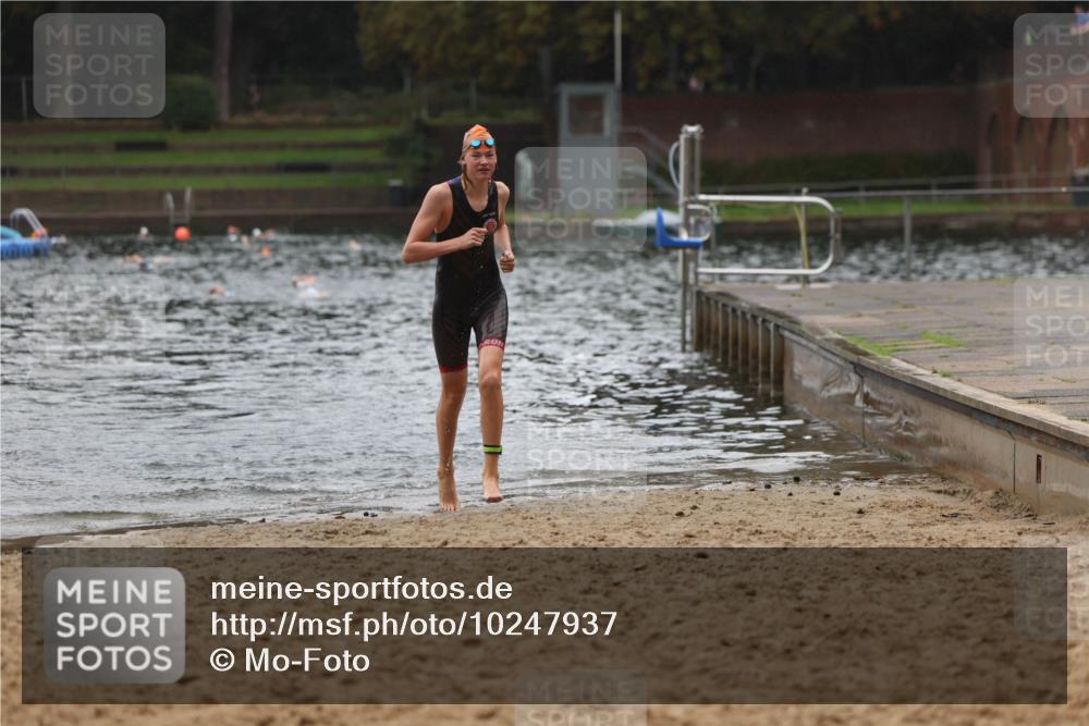 13.09.2026 - Stadtparktriathlon Mo-Foto http://msf.ph/oto/10247937 13.09.2026 13:10:42 Schwimmen 1452 meine-sportfotos.de