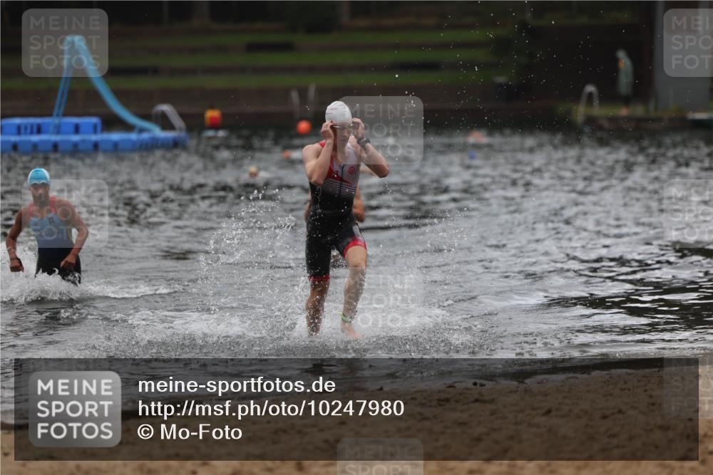 13.09.2026 - Stadtparktriathlon Mo-Foto http://msf.ph/oto/10247980 13.09.2026 13:11:08 Schwimmen 1446, 1447, 1457 meine-sportfotos.de