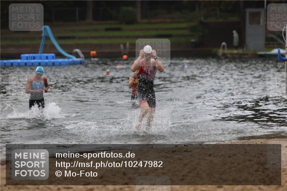13.09.2026 - Stadtparktriathlon Mo-Foto http://msf.ph/oto/10247982 13.09.2026 13:11:09 Schwimmen 1446, 1447, 1457 meine-sportfotos.de