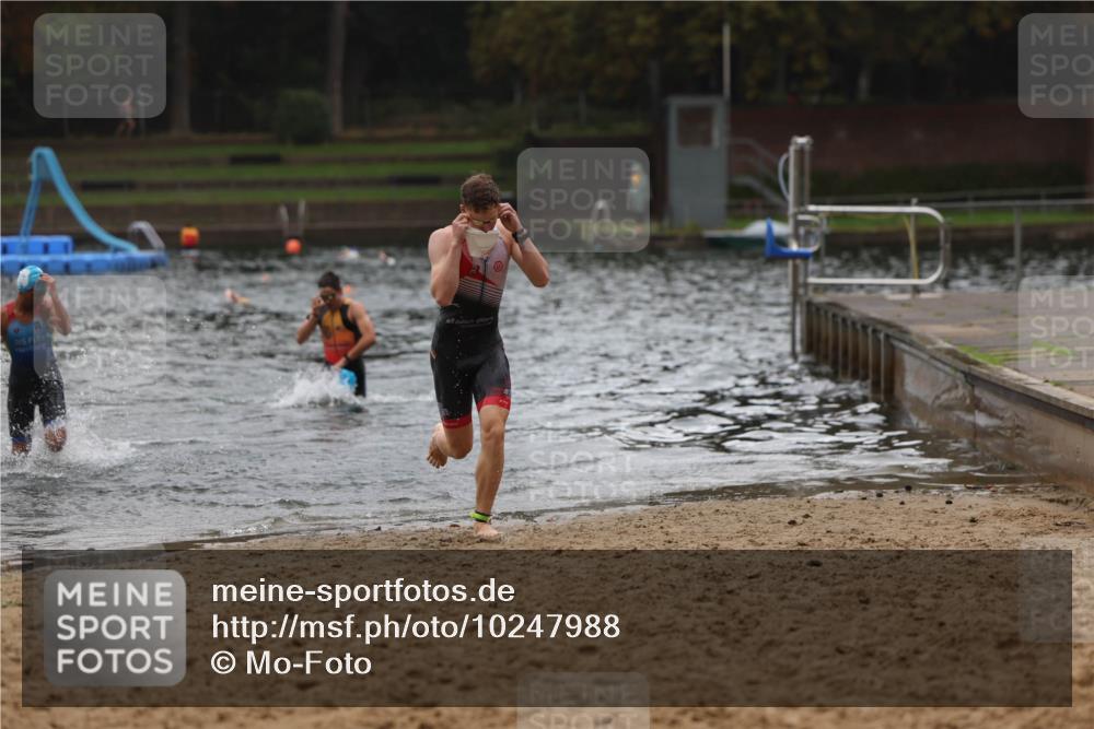 13.09.2026 - Stadtparktriathlon Mo-Foto http://msf.ph/oto/10247988 13.09.2026 13:11:10 Schwimmen 1446, 1447, 1457 meine-sportfotos.de