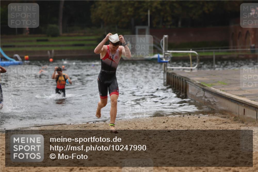 13.09.2026 - Stadtparktriathlon Mo-Foto http://msf.ph/oto/10247990 13.09.2026 13:11:11 Schwimmen 1446, 1447, 1457 meine-sportfotos.de