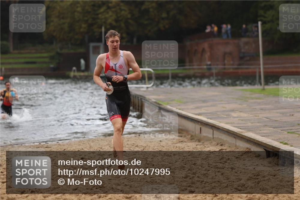 13.09.2026 - Stadtparktriathlon Mo-Foto http://msf.ph/oto/10247995 13.09.2026 13:11:12 Schwimmen 1446, 1447, 1457 meine-sportfotos.de