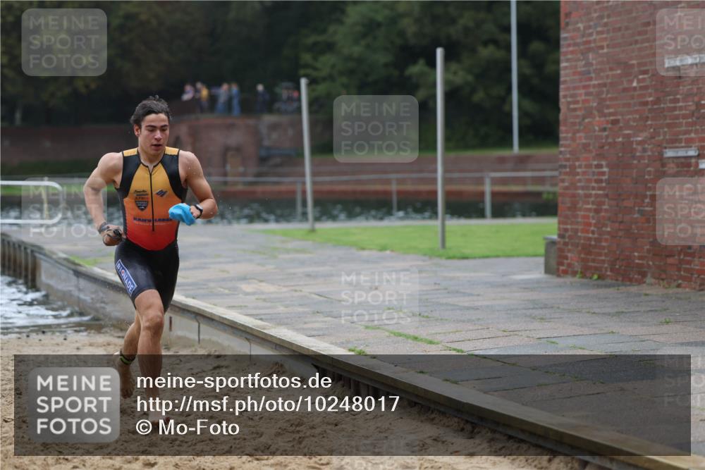 13.09.2026 - Stadtparktriathlon Mo-Foto http://msf.ph/oto/10248017 13.09.2026 13:11:17 Schwimmen 1446, 1447 meine-sportfotos.de