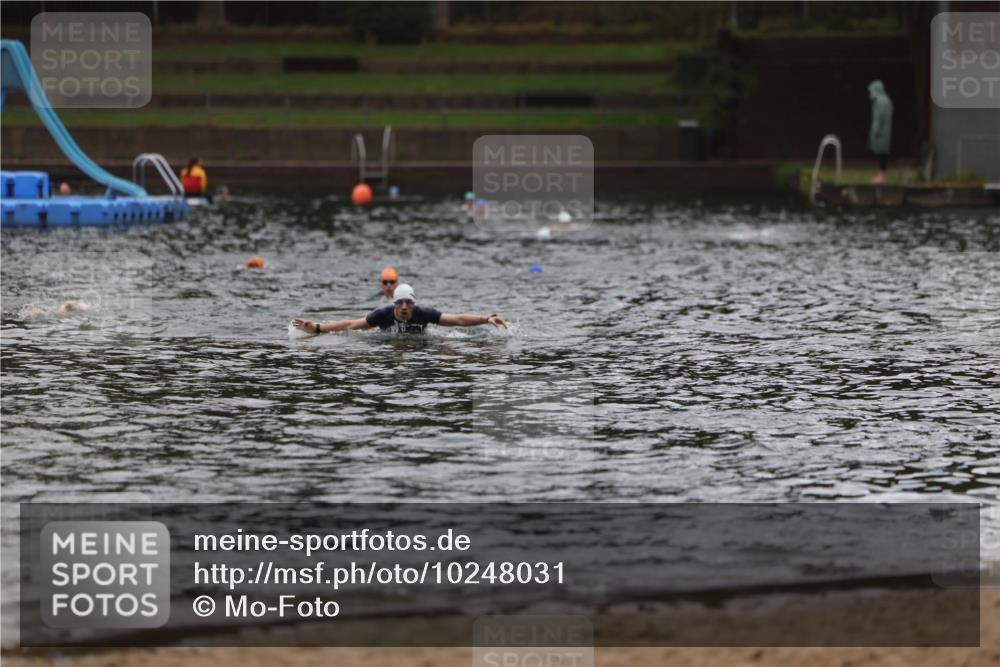 13.09.2026 - Stadtparktriathlon Mo-Foto http://msf.ph/oto/10248031 13.09.2026 13:11:25 Schwimmen  meine-sportfotos.de