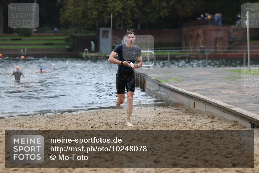 13.09.2026 - Stadtparktriathlon Mo-Foto http://msf.ph/oto/10248078 13.09.2026 13:11:40 Schwimmen 1433, 1475, 1477 meine-sportfotos.de