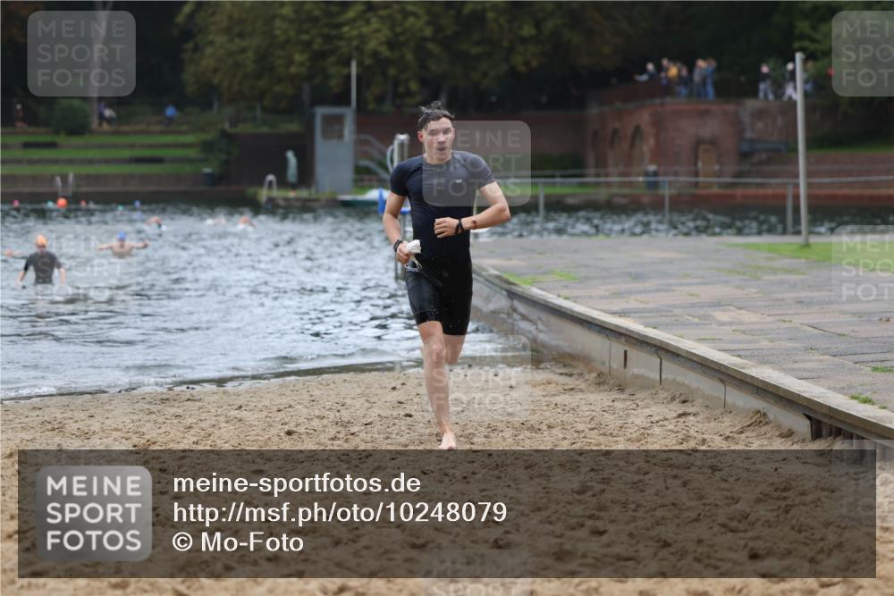 13.09.2026 - Stadtparktriathlon Mo-Foto http://msf.ph/oto/10248079 13.09.2026 13:11:41 Schwimmen 1433, 1475, 1477 meine-sportfotos.de