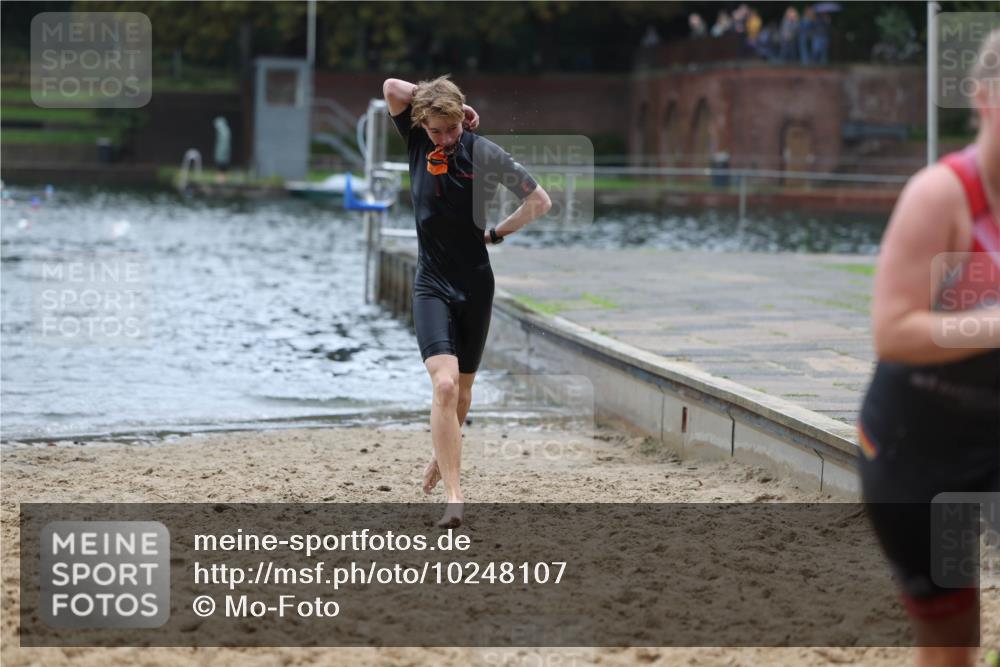13.09.2026 - Stadtparktriathlon Mo-Foto http://msf.ph/oto/10248107 13.09.2026 13:11:53 Schwimmen 1433, 1467, 1477 meine-sportfotos.de