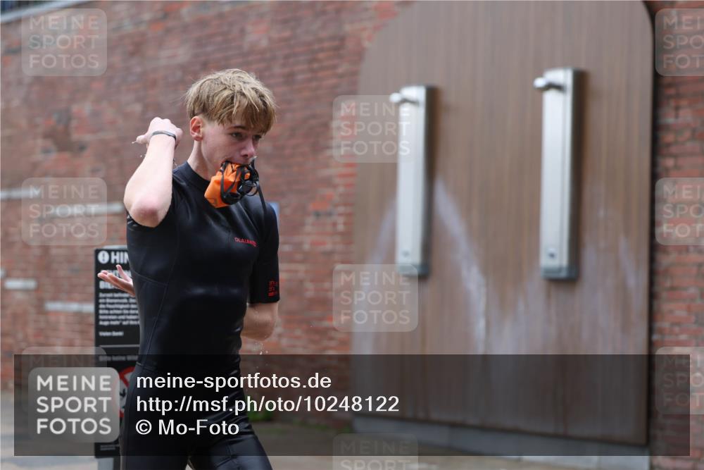 13.09.2026 - Stadtparktriathlon Mo-Foto http://msf.ph/oto/10248122 13.09.2026 13:11:56 Schwimmen 1433, 1467, 1477 meine-sportfotos.de
