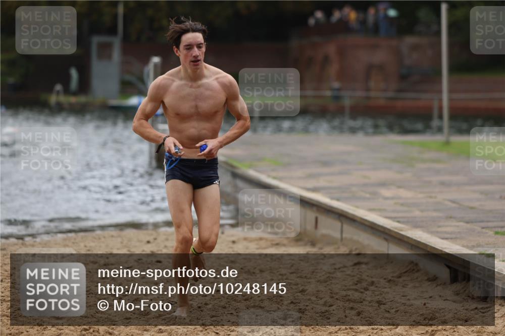 13.09.2026 - Stadtparktriathlon Mo-Foto http://msf.ph/oto/10248145 13.09.2026 13:12:02 Schwimmen 1467, 1472 meine-sportfotos.de