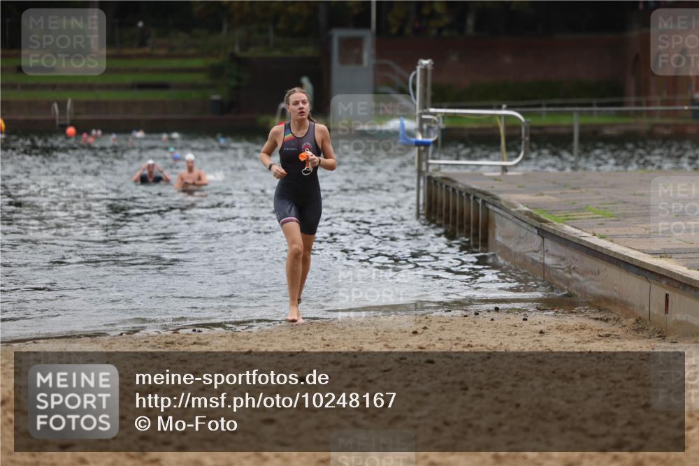 13.09.2026 - Stadtparktriathlon Mo-Foto http://msf.ph/oto/10248167 13.09.2026 13:12:08 Schwimmen 1472 meine-sportfotos.de