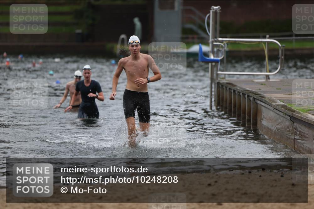 13.09.2026 - Stadtparktriathlon Mo-Foto http://msf.ph/oto/10248208 13.09.2026 13:12:26 Schwimmen 1456, 1468 meine-sportfotos.de