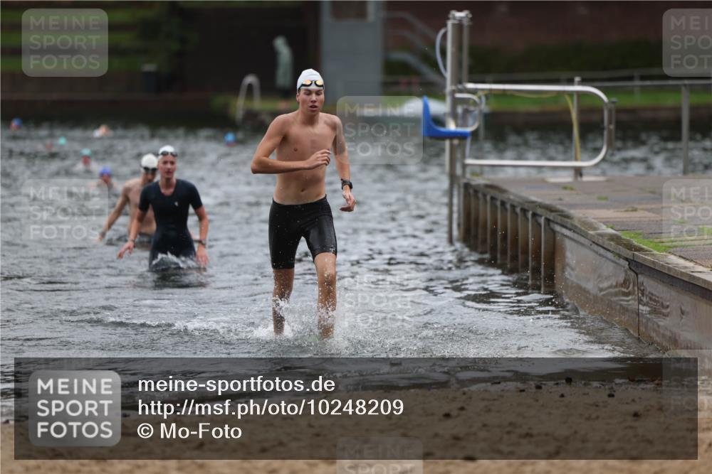 13.09.2026 - Stadtparktriathlon Mo-Foto http://msf.ph/oto/10248209 13.09.2026 13:12:26 Schwimmen 1456, 1468 meine-sportfotos.de