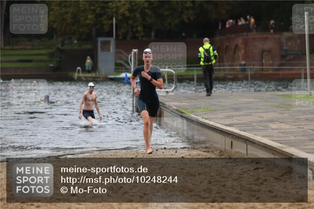 13.09.2026 - Stadtparktriathlon Mo-Foto http://msf.ph/oto/10248244 13.09.2026 13:12:33 Schwimmen 1456, 1468, 1471 meine-sportfotos.de