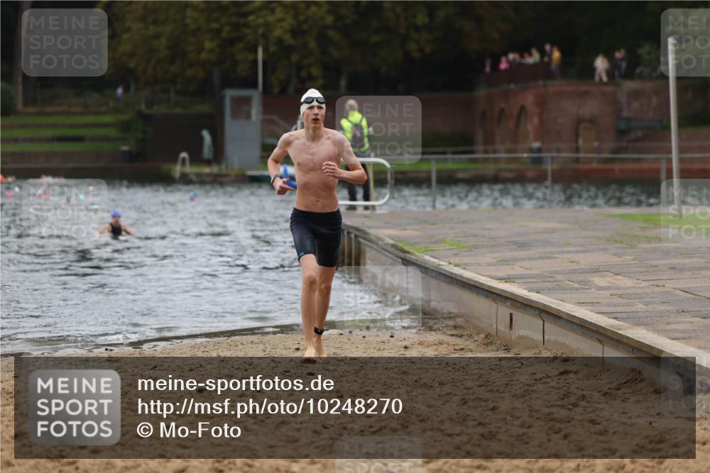 13.09.2026 - Stadtparktriathlon Mo-Foto http://msf.ph/oto/10248270 13.09.2026 13:12:40 Schwimmen 1456, 1471 meine-sportfotos.de