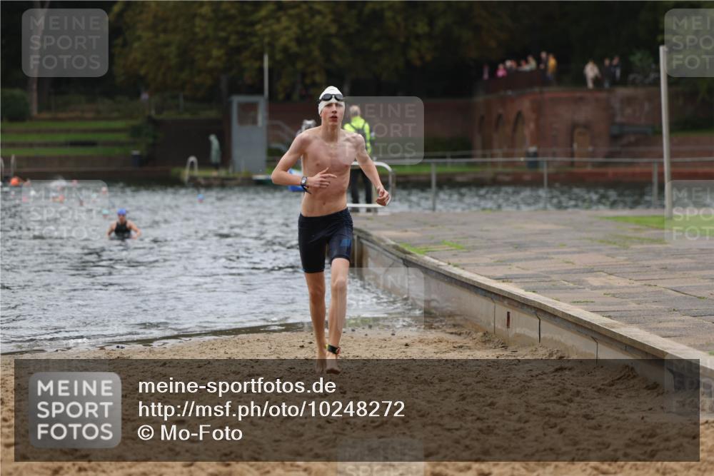 13.09.2026 - Stadtparktriathlon Mo-Foto http://msf.ph/oto/10248272 13.09.2026 13:12:40 Schwimmen 1456, 1471 meine-sportfotos.de