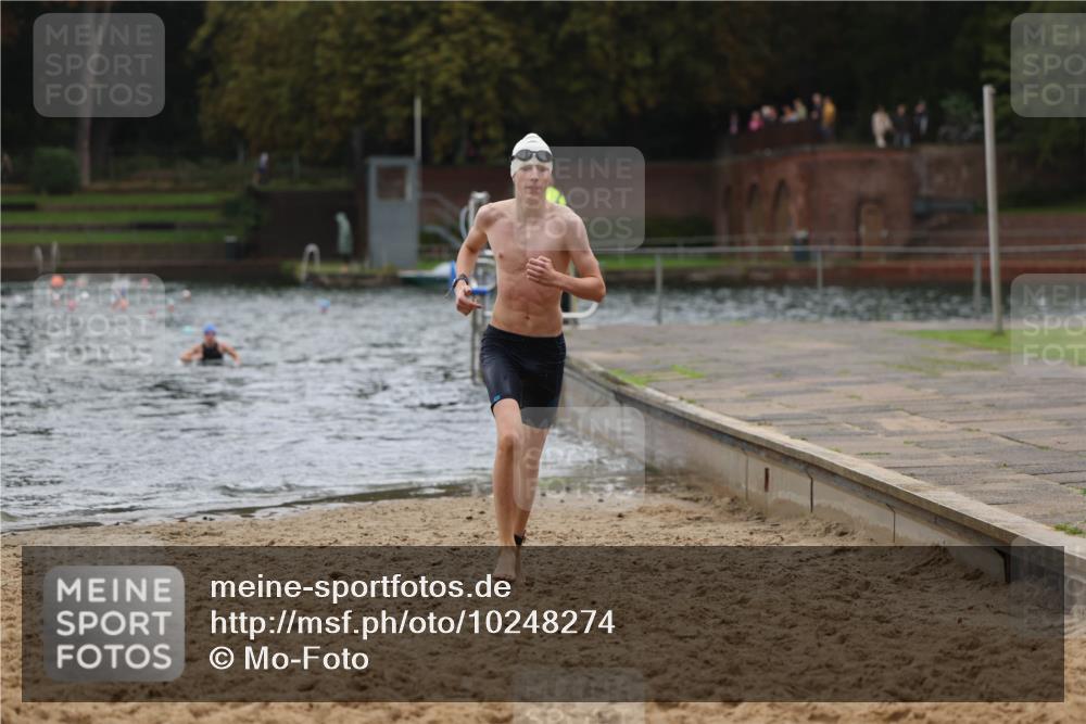 13.09.2026 - Stadtparktriathlon Mo-Foto http://msf.ph/oto/10248274 13.09.2026 13:12:40 Schwimmen 1456, 1471 meine-sportfotos.de