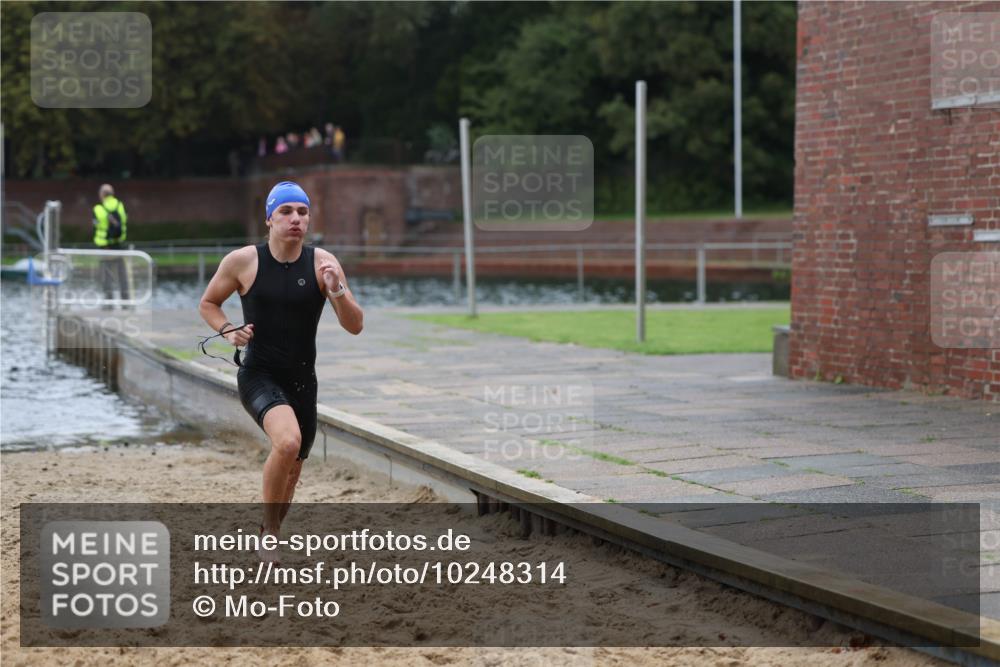 13.09.2026 - Stadtparktriathlon Mo-Foto http://msf.ph/oto/10248314 13.09.2026 13:12:56 Schwimmen 1429, 1442 meine-sportfotos.de