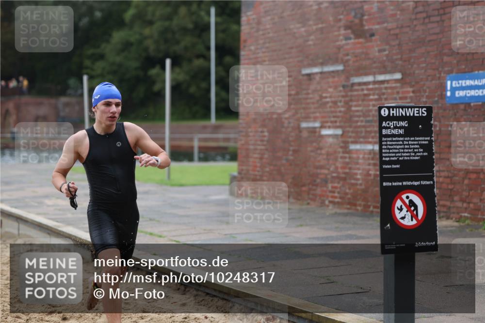 13.09.2026 - Stadtparktriathlon Mo-Foto http://msf.ph/oto/10248317 13.09.2026 13:12:56 Schwimmen 1429, 1442 meine-sportfotos.de