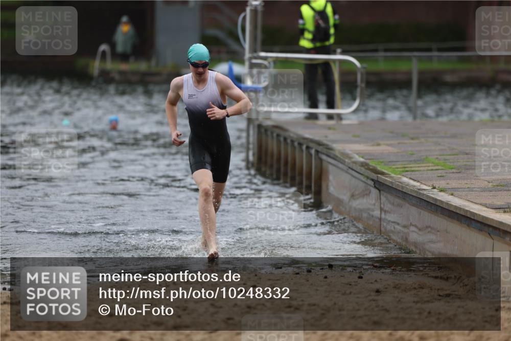 13.09.2026 - Stadtparktriathlon Mo-Foto http://msf.ph/oto/10248332 13.09.2026 13:13:07 Schwimmen 1442 meine-sportfotos.de
