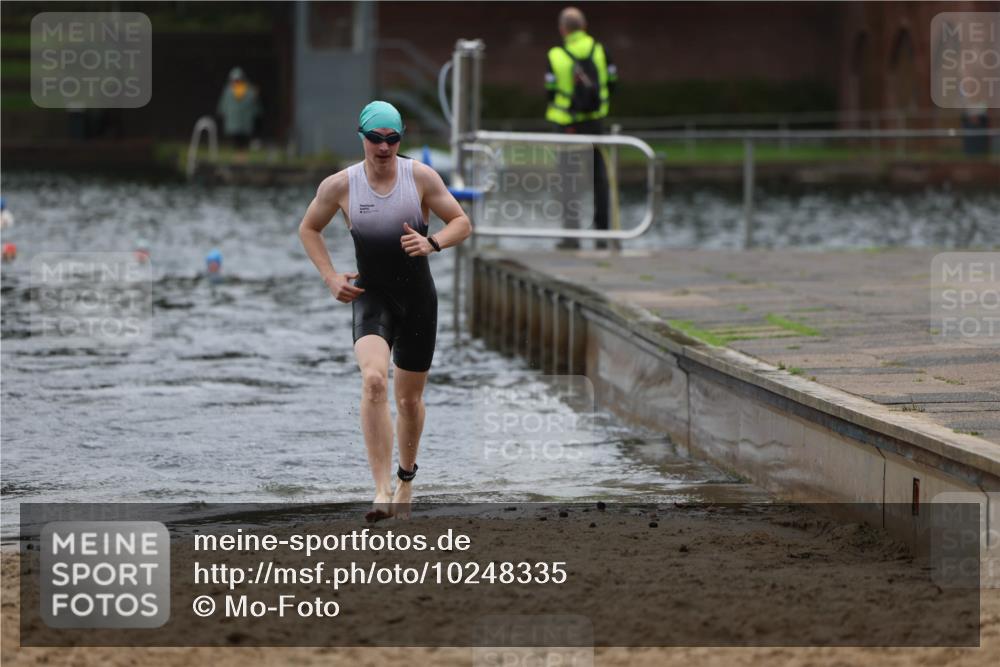 13.09.2026 - Stadtparktriathlon Mo-Foto http://msf.ph/oto/10248335 13.09.2026 13:13:08 Schwimmen 1442 meine-sportfotos.de