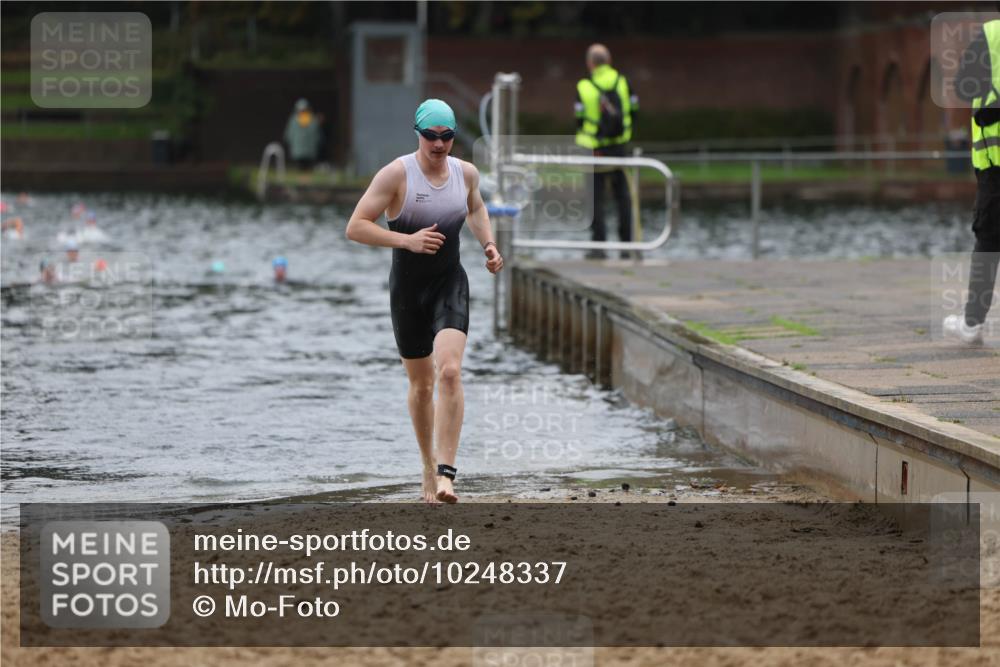 13.09.2026 - Stadtparktriathlon Mo-Foto http://msf.ph/oto/10248337 13.09.2026 13:13:08 Schwimmen 1442 meine-sportfotos.de
