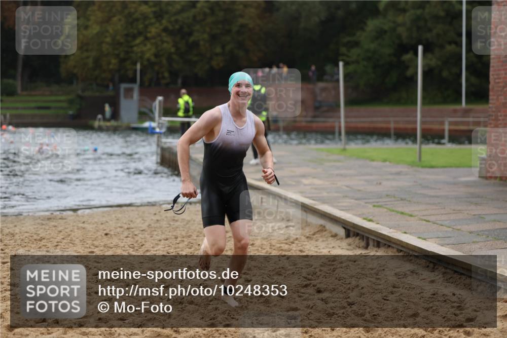 13.09.2026 - Stadtparktriathlon Mo-Foto http://msf.ph/oto/10248353 13.09.2026 13:13:11 Schwimmen 1442 meine-sportfotos.de