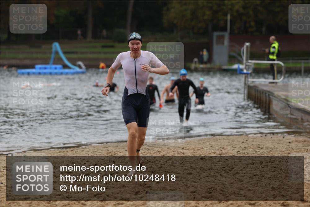 13.09.2026 - Stadtparktriathlon Mo-Foto http://msf.ph/oto/10248418 13.09.2026 13:13:33 Schwimmen 1430, 1436, 1438, 1439, 1444 meine-sportfotos.de
