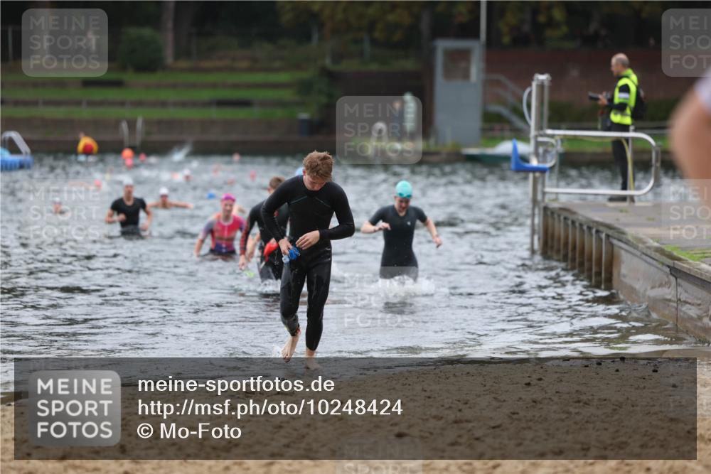 13.09.2026 - Stadtparktriathlon Mo-Foto http://msf.ph/oto/10248424 13.09.2026 13:13:35 Schwimmen 1430, 1436, 1438, 1439, 1444 meine-sportfotos.de