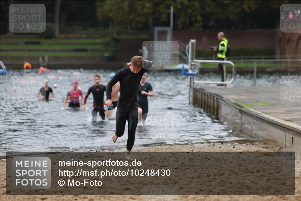 13.09.2026 - Stadtparktriathlon Mo-Foto http://msf.ph/oto/10248430 13.09.2026 13:13:36 Schwimmen 1430, 1436, 1438, 1439, 1444 meine-sportfotos.de