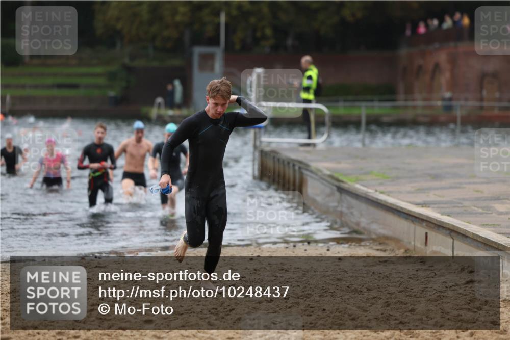 13.09.2026 - Stadtparktriathlon Mo-Foto http://msf.ph/oto/10248437 13.09.2026 13:13:37 Schwimmen 1430, 1436, 1438, 1439, 1444, 1458, 1463 meine-sportfotos.de