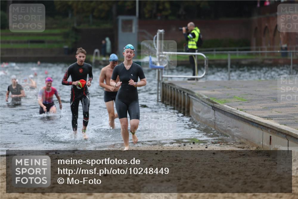 13.09.2026 - Stadtparktriathlon Mo-Foto http://msf.ph/oto/10248449 13.09.2026 13:13:40 Schwimmen 1430, 1436, 1438, 1444, 1458, 1463 meine-sportfotos.de