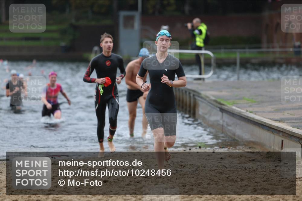 13.09.2026 - Stadtparktriathlon Mo-Foto http://msf.ph/oto/10248456 13.09.2026 13:13:41 Schwimmen 1430, 1436, 1438, 1444, 1458, 1463 meine-sportfotos.de
