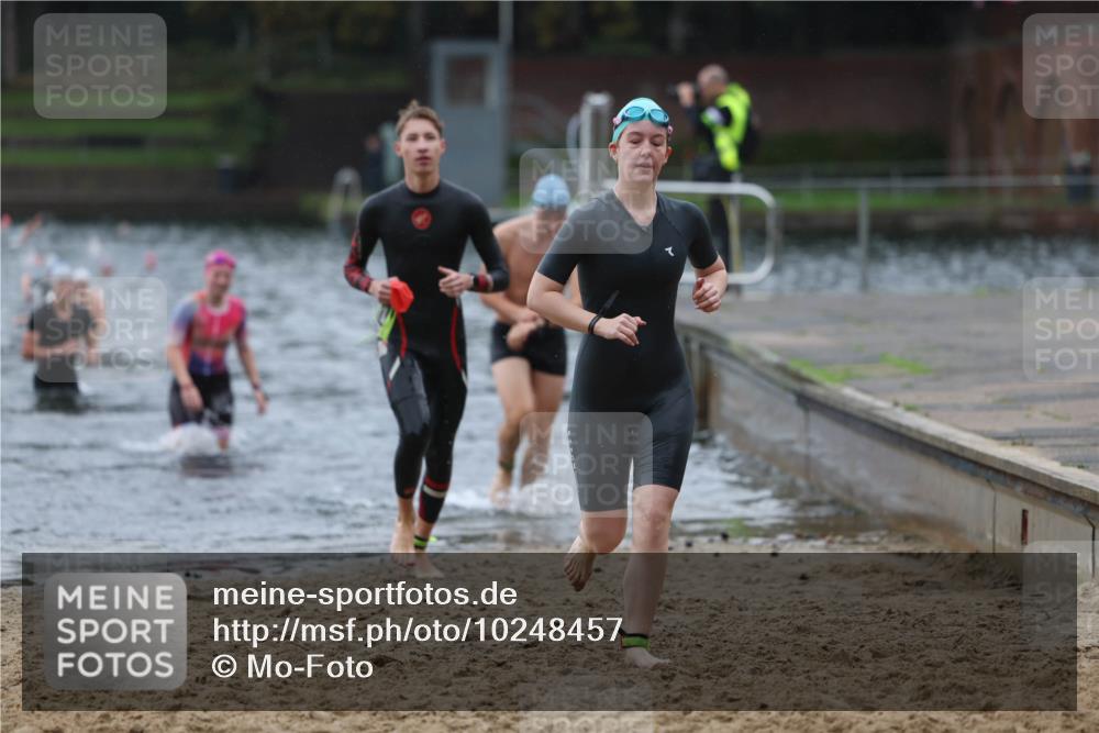 13.09.2026 - Stadtparktriathlon Mo-Foto http://msf.ph/oto/10248457 13.09.2026 13:13:42 Schwimmen 1430, 1436, 1438, 1444, 1458, 1463 meine-sportfotos.de