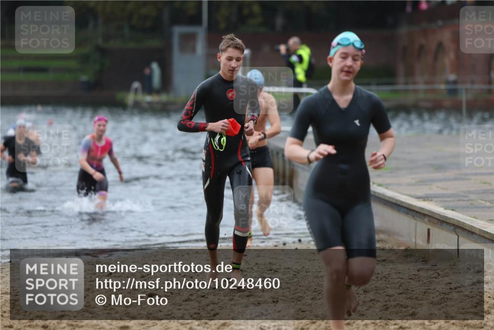 13.09.2026 - Stadtparktriathlon Mo-Foto http://msf.ph/oto/10248460 13.09.2026 13:13:43 Schwimmen 1430, 1436, 1444, 1458, 1463 meine-sportfotos.de
