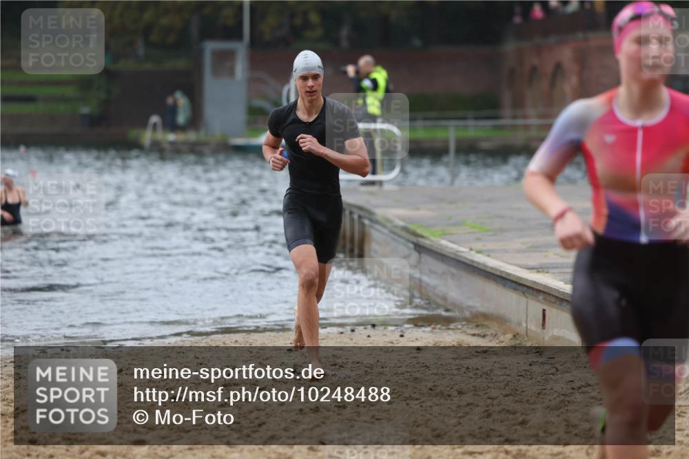 13.09.2026 - Stadtparktriathlon Mo-Foto http://msf.ph/oto/10248488 13.09.2026 13:13:50 Schwimmen 1436, 1458, 1463 meine-sportfotos.de