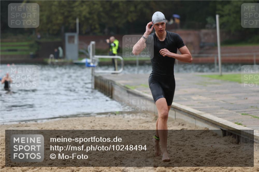 13.09.2026 - Stadtparktriathlon Mo-Foto http://msf.ph/oto/10248494 13.09.2026 13:13:52 Schwimmen 1448, 1458, 1463 meine-sportfotos.de