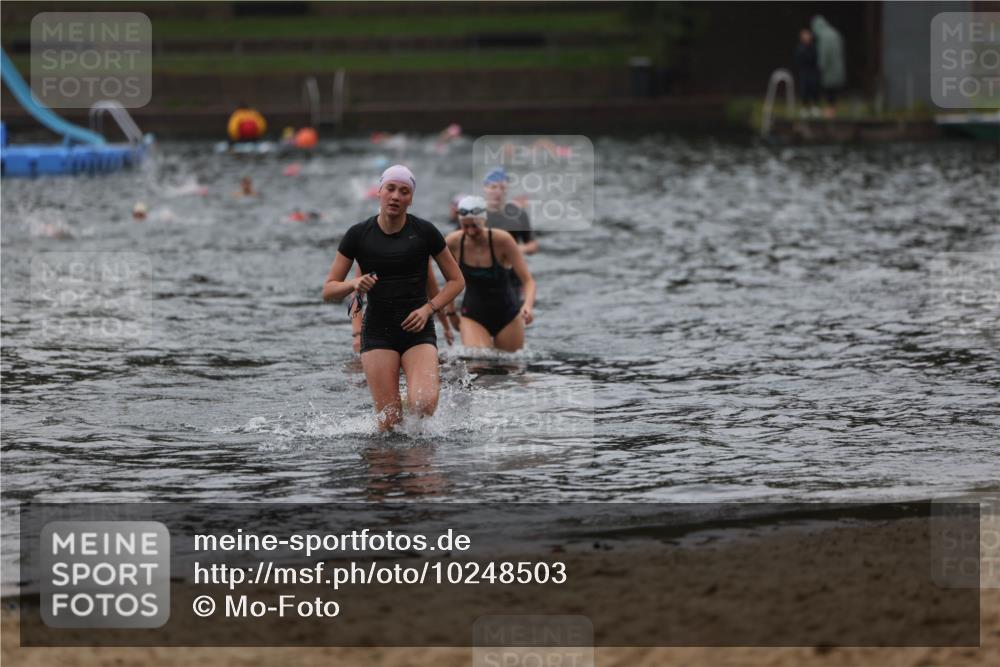 13.09.2026 - Stadtparktriathlon Mo-Foto http://msf.ph/oto/10248503 13.09.2026 13:13:58 Schwimmen 1440, 1448, 1470 meine-sportfotos.de