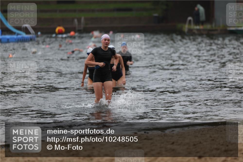 13.09.2026 - Stadtparktriathlon Mo-Foto http://msf.ph/oto/10248505 13.09.2026 13:13:58 Schwimmen 1440, 1448, 1470 meine-sportfotos.de